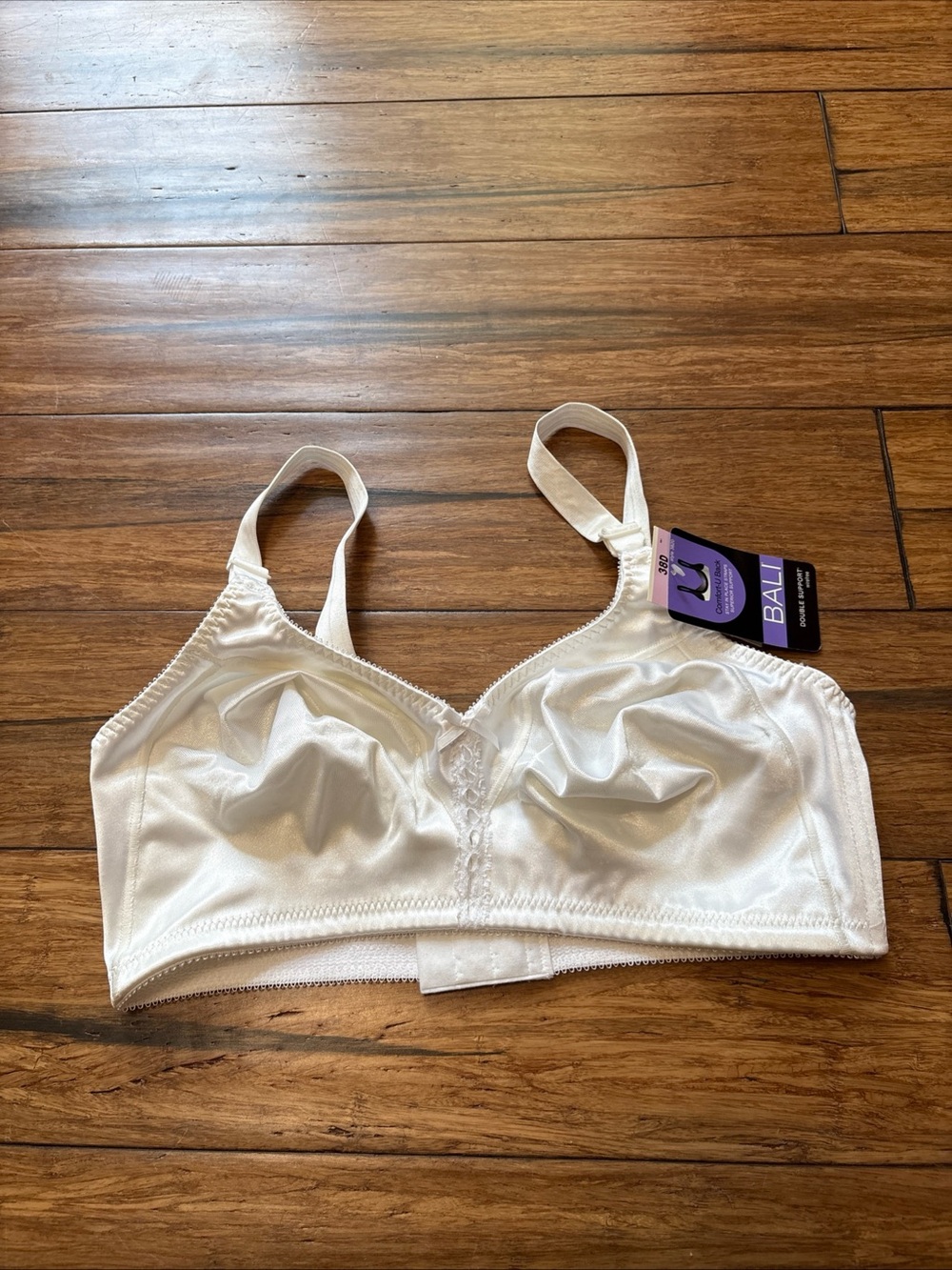 Bali Comfort-U Back Double Support Wireless 38D White NWT Style 3820 - Picture 2 of 6